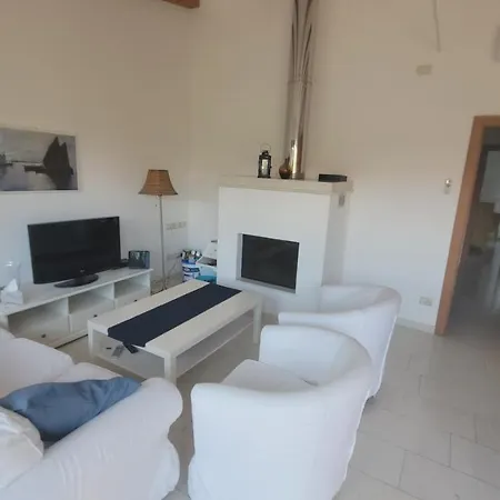 Apartment Le Scuderie App 6 Ottimo Trilocale Con Wi Fi