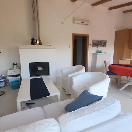 Apartment Le Scuderie App 6 Ottimo Trilocale Con Wi Fi *